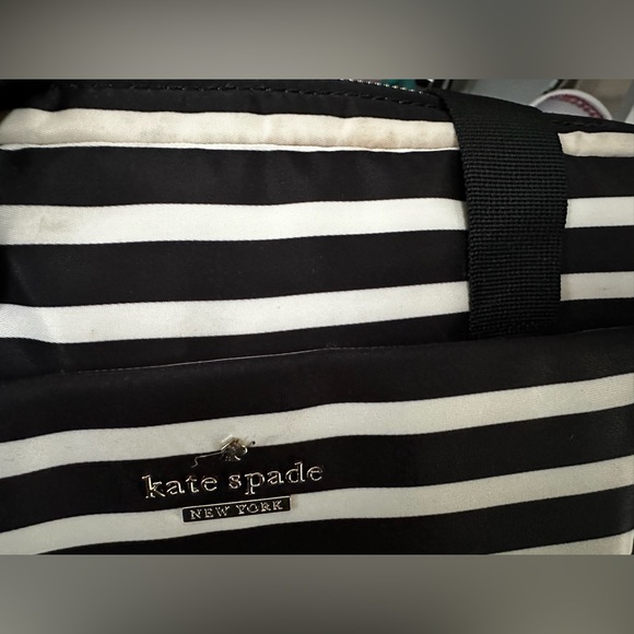 Kate Spade ♠️ laptop bag with adjustable strap. see photos! - Picture 8 of 15